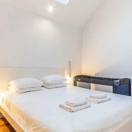 Lx 77 Apartman